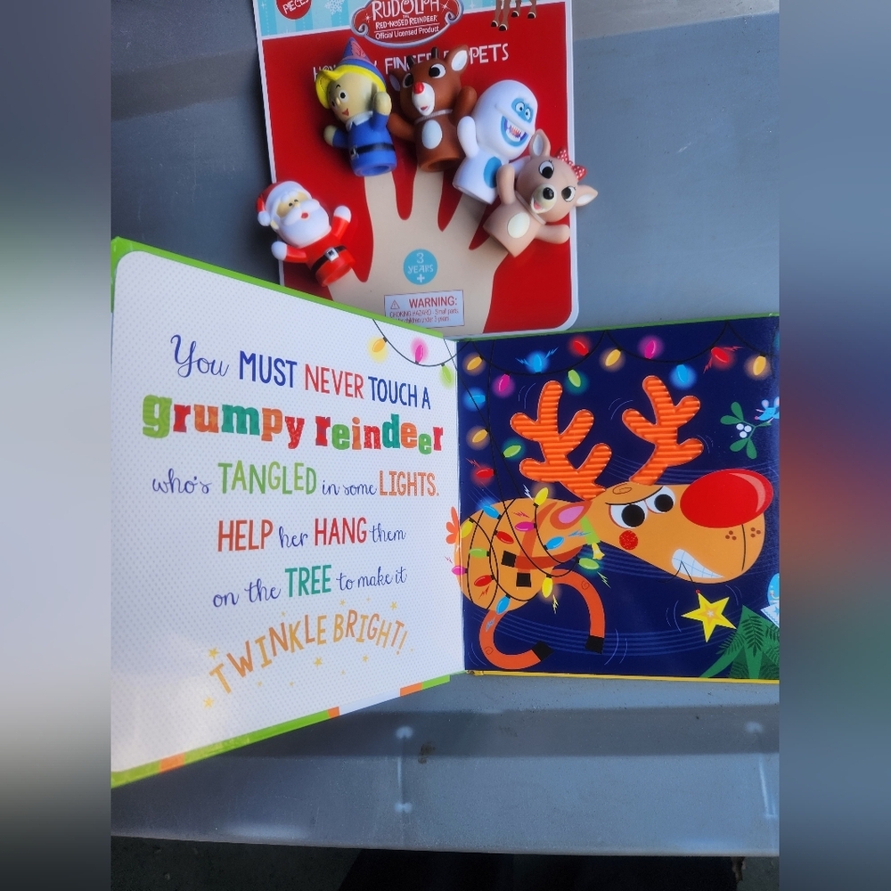 Kids Christmas Book Bundle and Finger Puppets - Picture 2 of 3